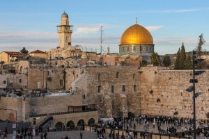 Western-Wall-Jerusalem-Dome-of-the-Rock-e1476824380503